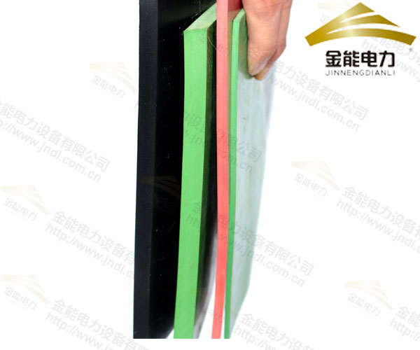 蜜桃国精产品二三三区视频