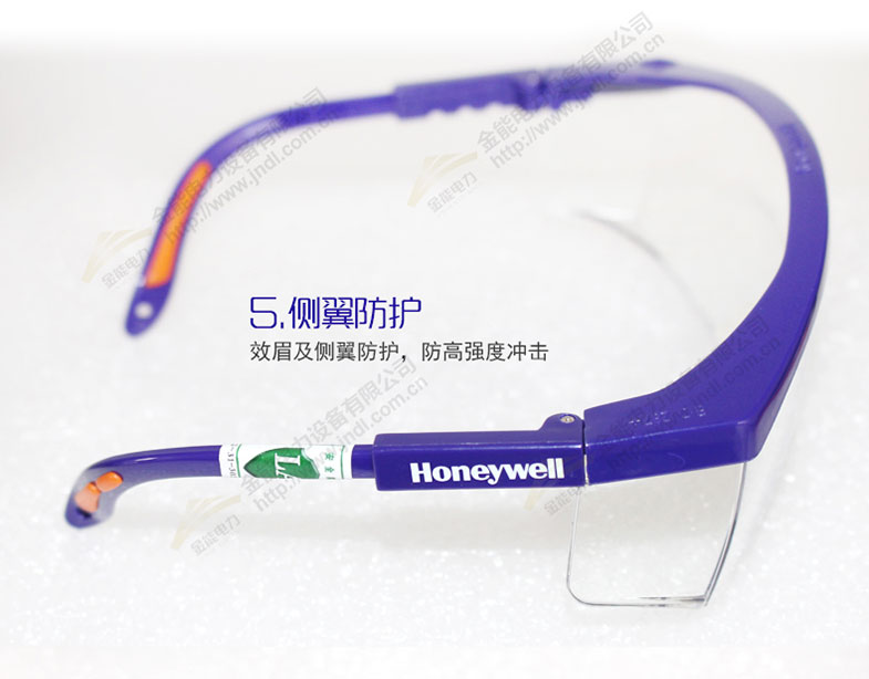 蜜桃国精产品二三三区视频
