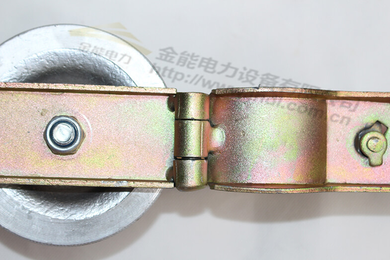 蜜桃国精产品二三三区视频