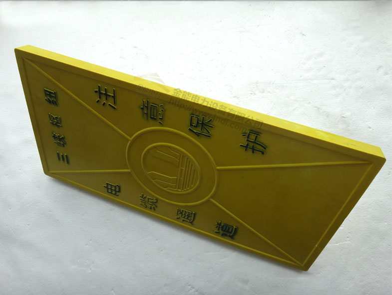 蜜桃国精产品二三三区视频
