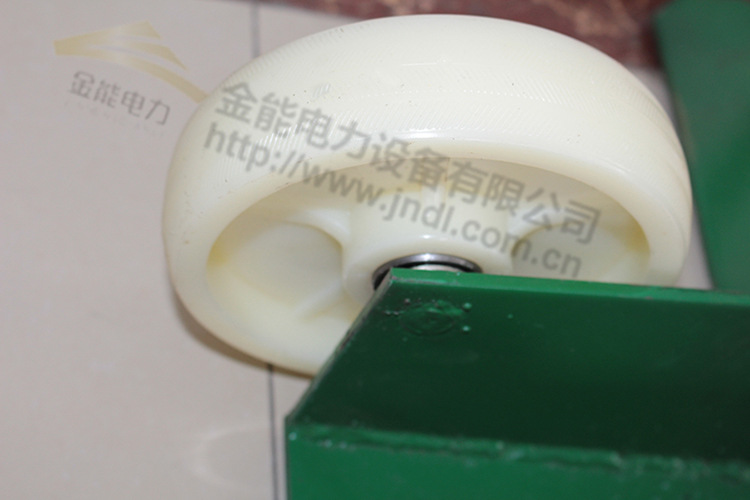 蜜桃国精产品二三三区视频