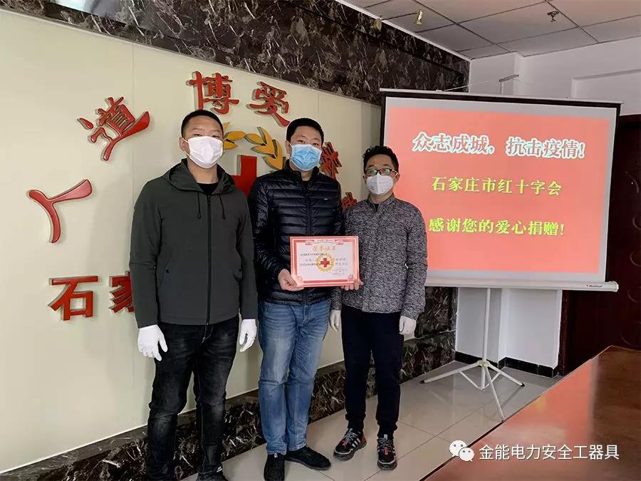 蜜桃国精产品二三三区视频