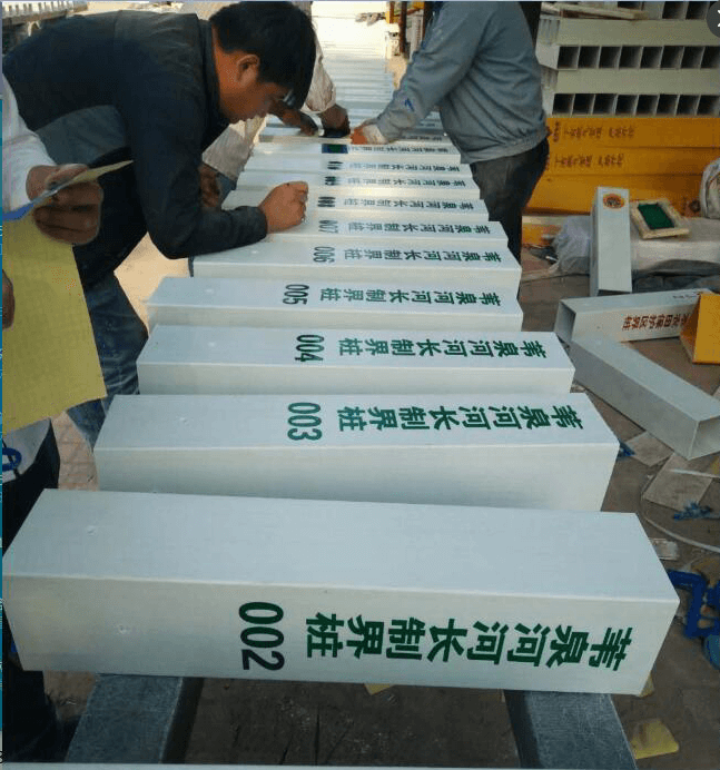 蜜桃国精产品二三三区视频