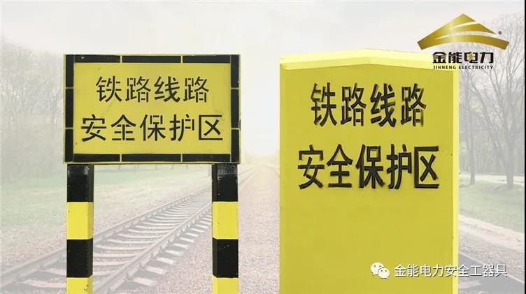 蜜桃国精产品二三三区视频